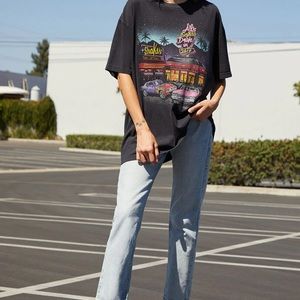 Brandy Melville drive in t-shirt